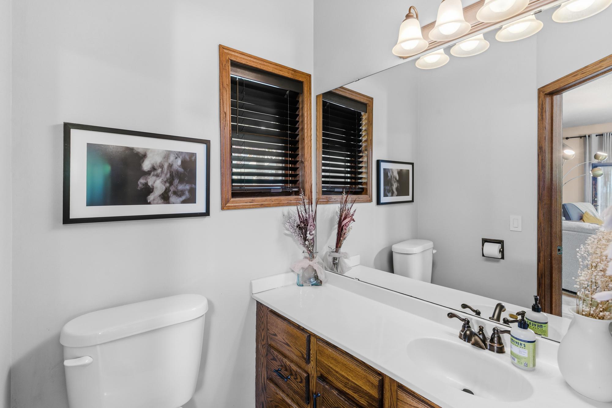 Main level 1/2 bath.