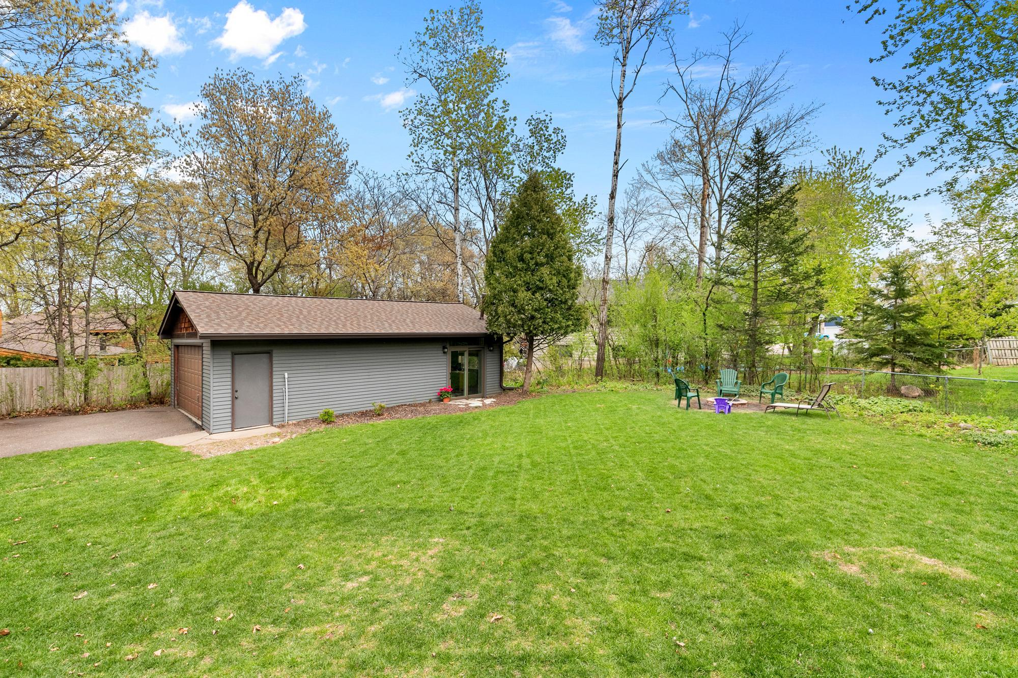 Detached garage.