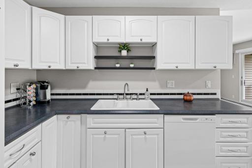kitchen 4.jpg