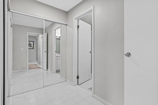 primary ensuite.2.jpg