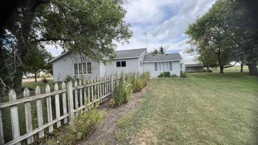 1010 Portland Street, Villard, MN 56385