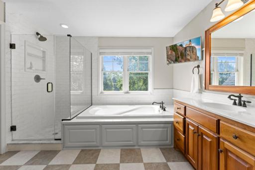 Another view of the gorgeous spa-like bathroom.