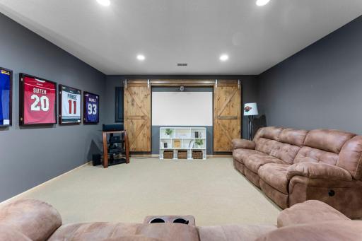 10930 Bentwater Lane, Woodbury, MN 55129