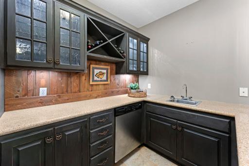 10930 Bentwater Lane, Woodbury, MN 55129
