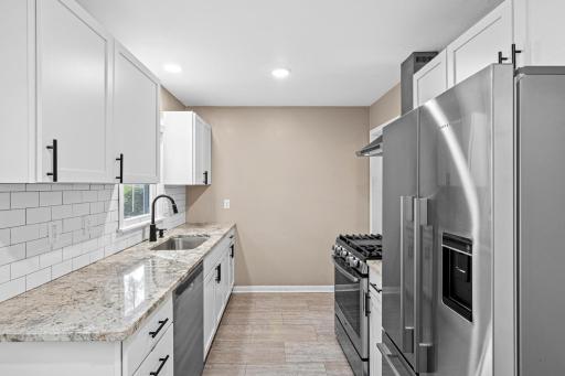 6133 Thomas Avenue S, Minneapolis, MN 55410