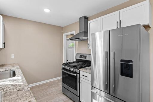 6133 Thomas Avenue S, Minneapolis, MN 55410