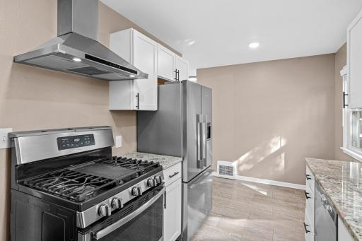 6133 Thomas Avenue S, Minneapolis, MN 55410
