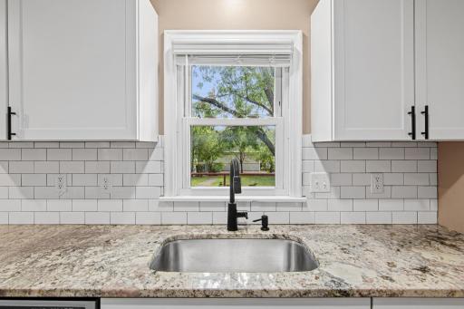 6133 Thomas Avenue S, Minneapolis, MN 55410