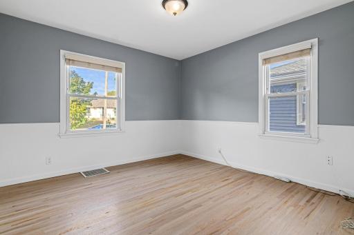 6133 Thomas Avenue S, Minneapolis, MN 55410