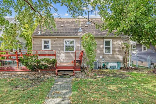 6133 Thomas Avenue S, Minneapolis, MN 55410