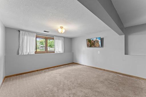 13425 309th Avenue NW, Princeton, MN 55371