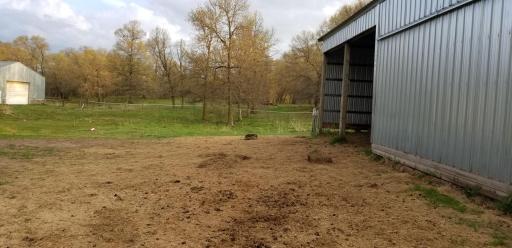 side view of barn 1.jpg