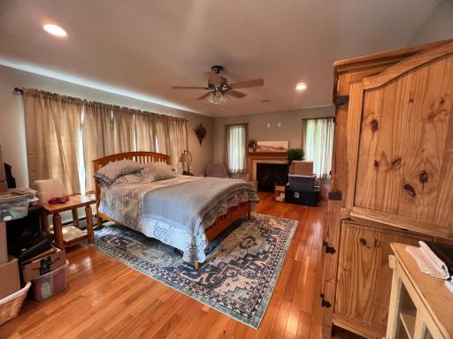 Master bedroom 1.jpeg