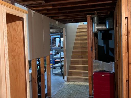 Basement 9 - stairs to go back upstairs.jpeg