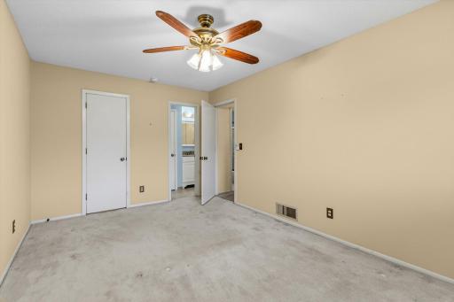 4113 Sylvia Lane S, Shoreview, MN 55126