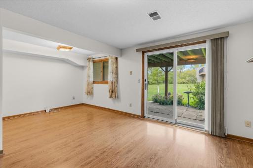 4113 Sylvia Lane S, Shoreview, MN 55126