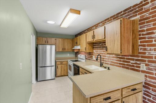 4113 Sylvia Lane S, Shoreview, MN 55126