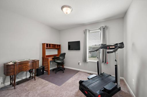 3rd upper level bedroom.