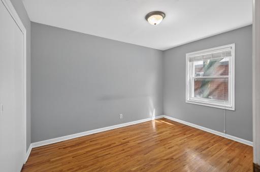 994 Cleveland Avenue S, Saint Paul, MN 55116