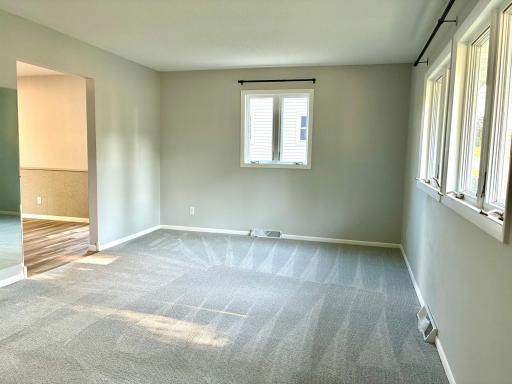 94 36th Avenue NW, Rochester, MN 55901