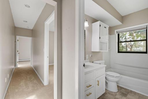 787 Watson Avenue, Saint Paul, MN 55102