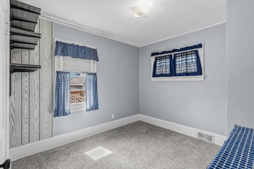 2 main floor bedrooms
