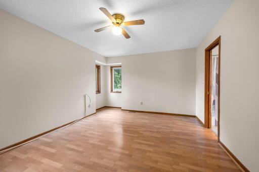 57-web-or-mls-737 6th Ave NW(40)(Virtual Staging)-30.jpg