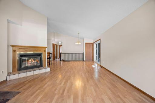 737 6th Avenue NW, New Brighton, MN 55112