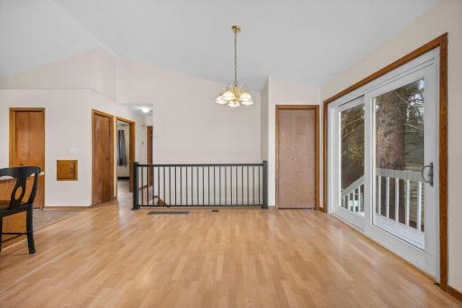 737 6th Avenue NW, New Brighton, MN 55112