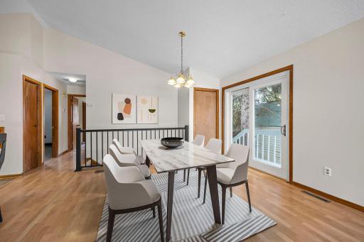 737 6th Avenue NW, New Brighton, MN 55112