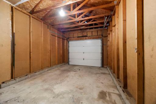 737 6th Avenue NW, New Brighton, MN 55112