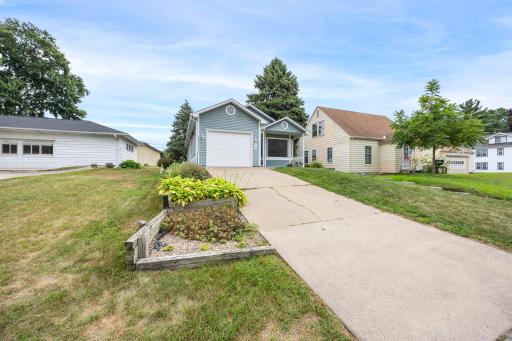 737 6th Avenue NW, New Brighton, MN 55112