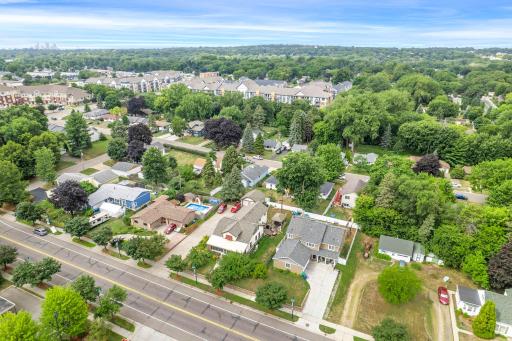 737 6th Avenue NW, New Brighton, MN 55112