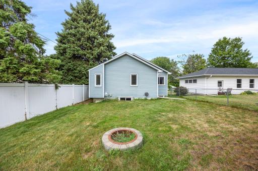 737 6th Avenue NW, New Brighton, MN 55112