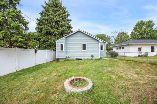 737 6th Avenue NW, New Brighton, MN 55112