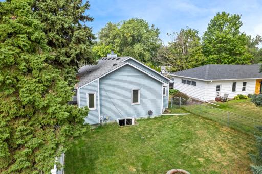 737 6th Avenue NW, New Brighton, MN 55112