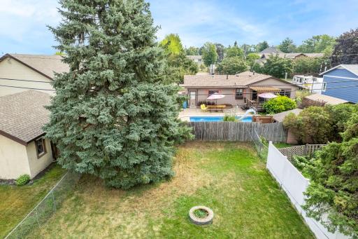 737 6th Avenue NW, New Brighton, MN 55112