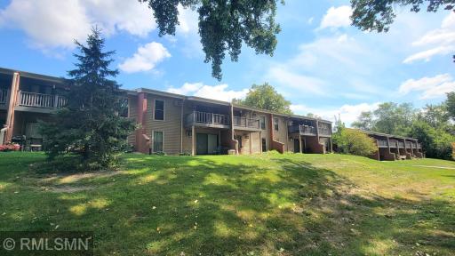 110276 Village Road, Chaska, MN 55318