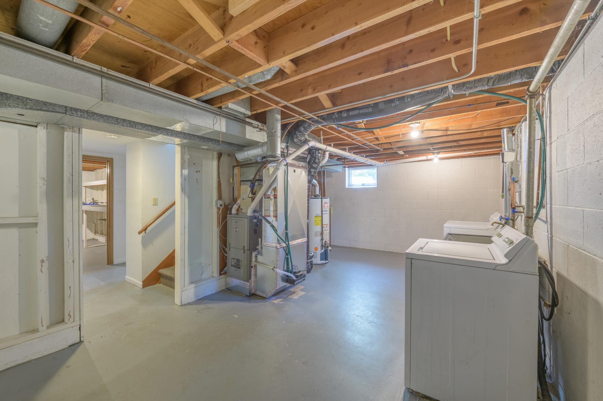9524 Pleasant Ave S-WS-20210814-_CBP0526-HDR.jpg