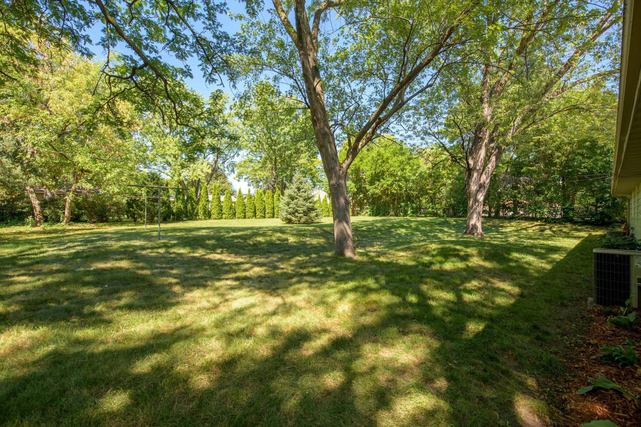 9524 Pleasant Ave S-WS-20210814-_CBP0535-HDR.jpg