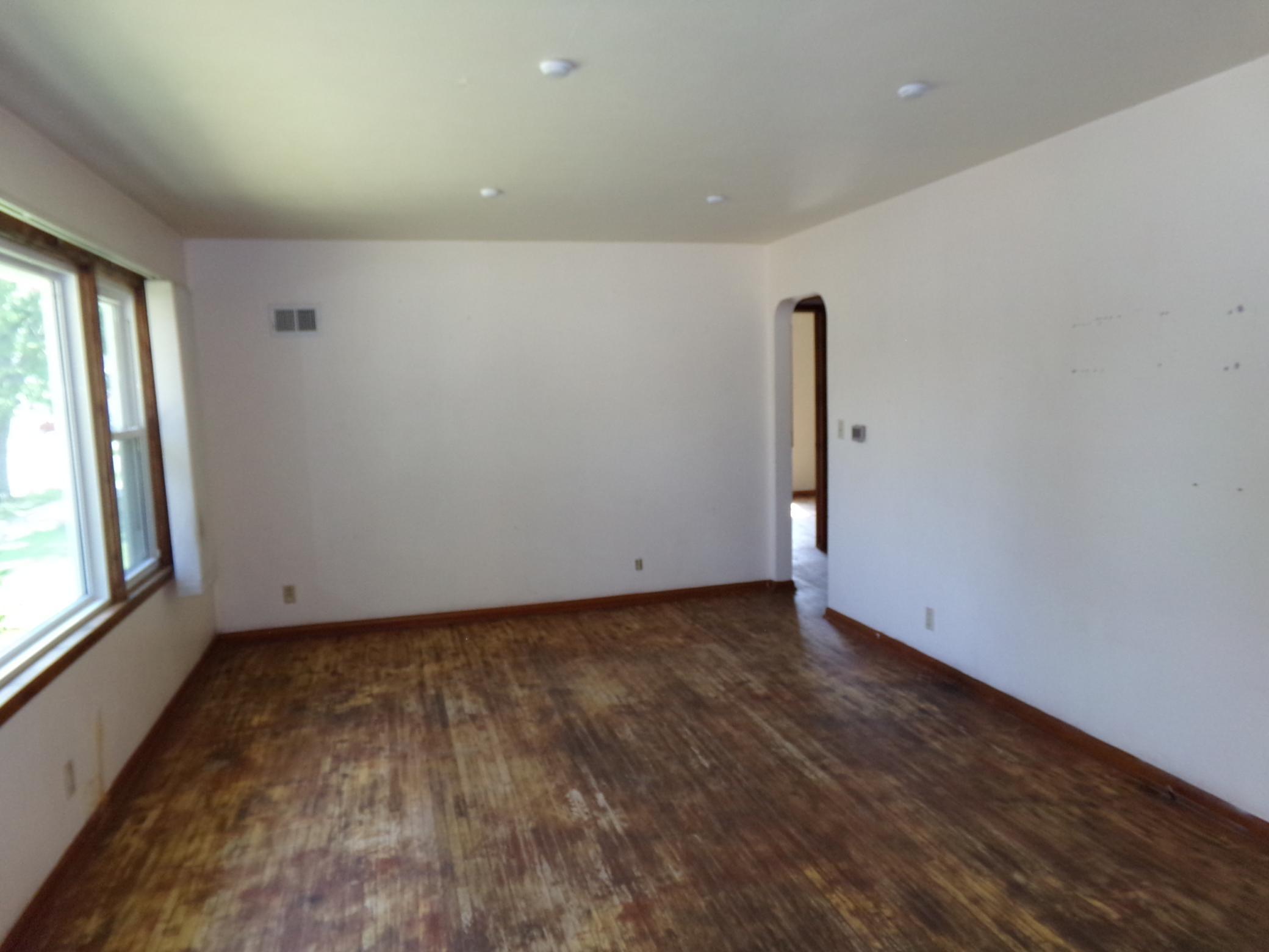 08 living room.JPG