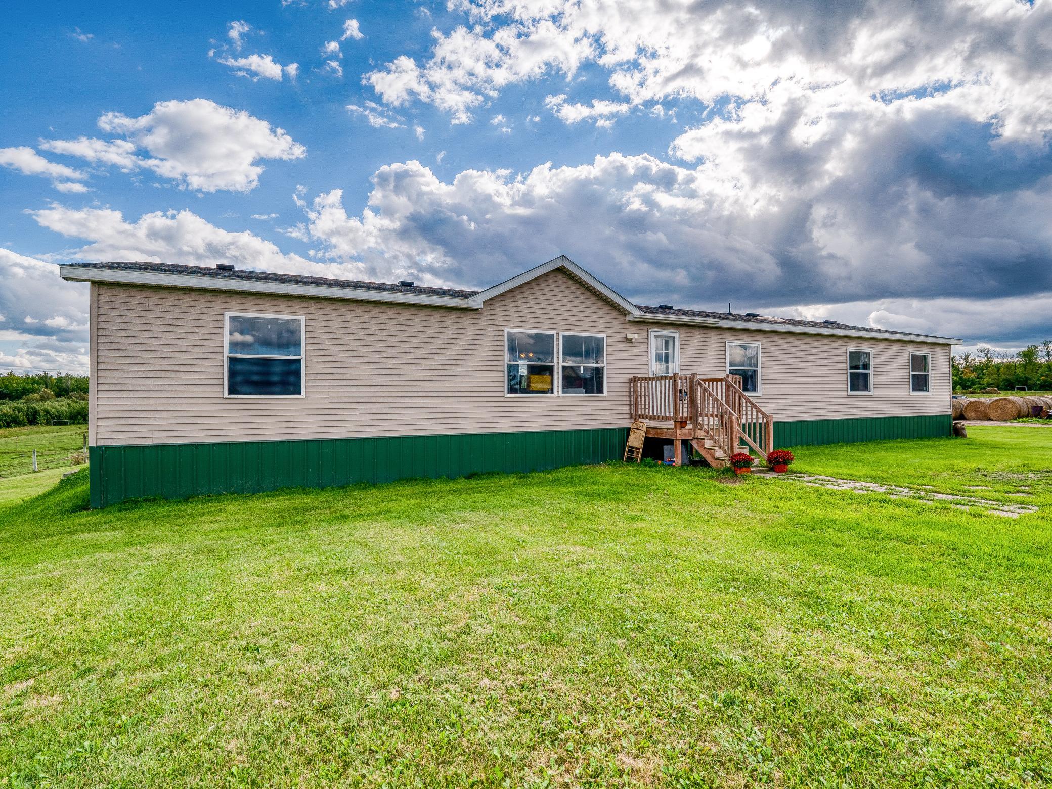 5 Bedrooms, 3 Bathrooms, One Level Living!