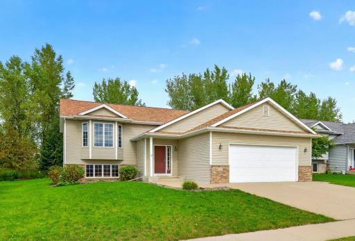 5211 Florence Drive NW, Rochester, MN 55901