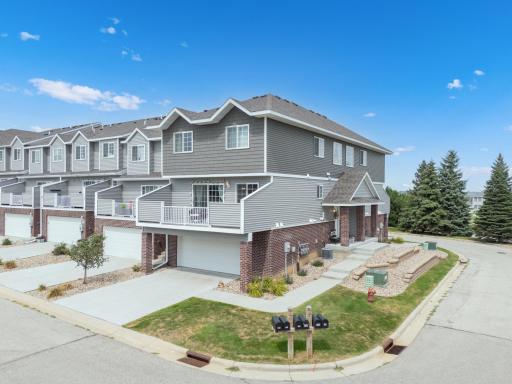 705 Shardlow Place NE, Byron, MN 55920