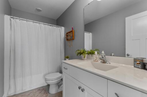 705 Shardlow Place NE, Byron, MN 55920