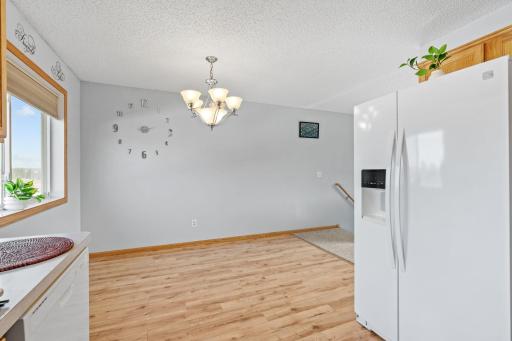 4052 Blakewood Drive, Shakopee, MN 55379