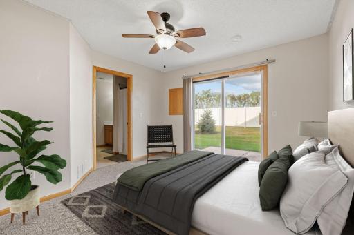 4052 Blakewood Drive, Shakopee, MN 55379