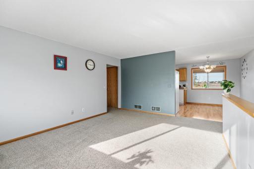 4052 Blakewood Drive, Shakopee, MN 55379