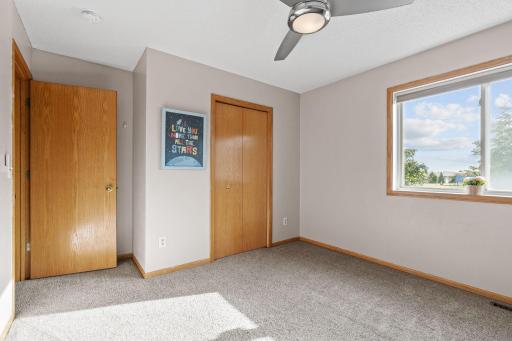 4052 Blakewood Drive, Shakopee, MN 55379