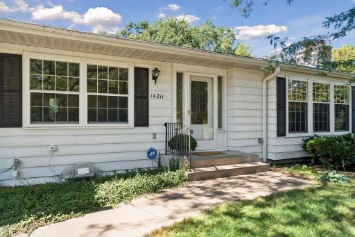 14211 Lennell Drive, Minnetonka, MN 55345